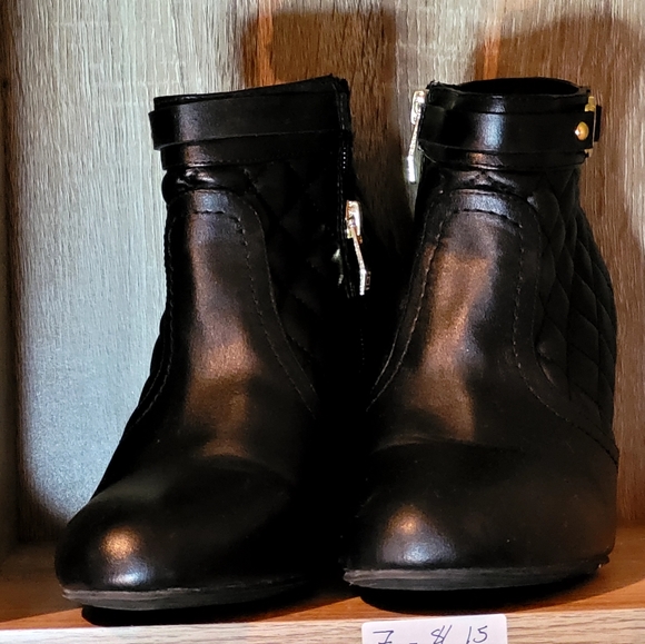 Liz Claiborne women's ankle boots - Picture 3 of 5